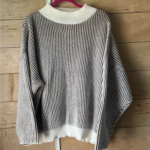 Striped Pattern Drop Shoulder Sweater - Picture 2 of 5